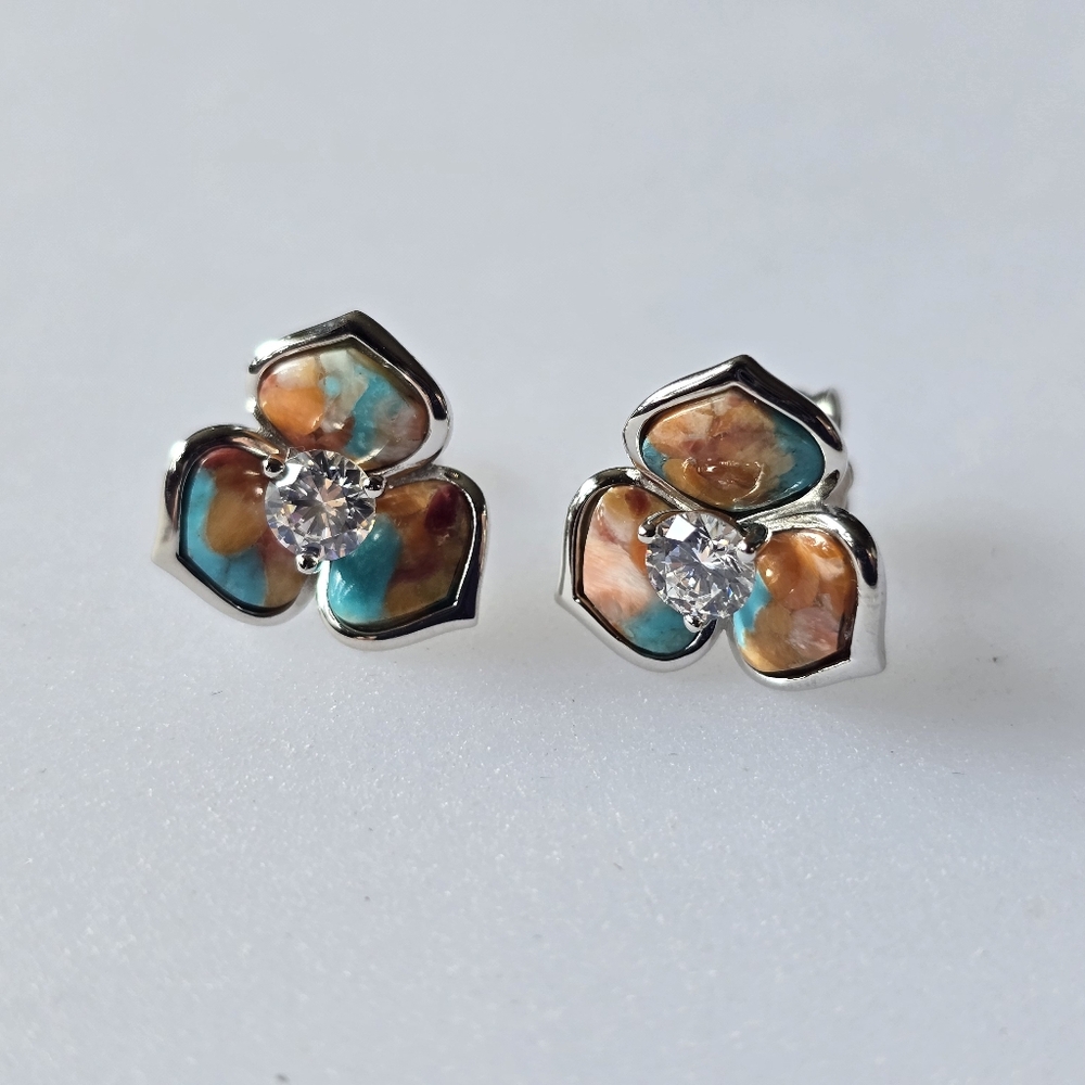 Orange Oyster Turquoise Earrings